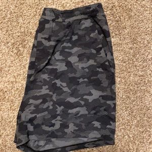 Lululemon 7” Pacebreaker Shorts